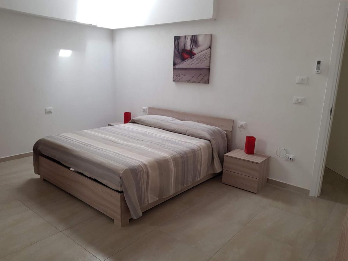 La Casa Di Toto Bed & Breakfast Pachino Bagian luar foto