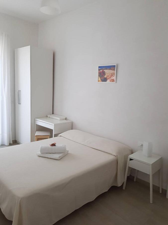 La Casa Di Toto Bed & Breakfast Pachino Bagian luar foto